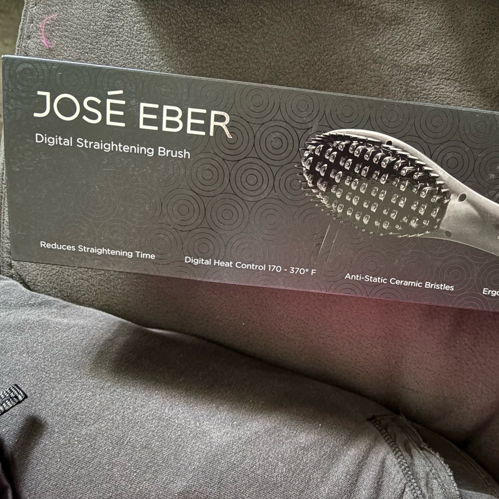Jose Eber Digital Straightening Brush Ergonomic Design Black. Used once